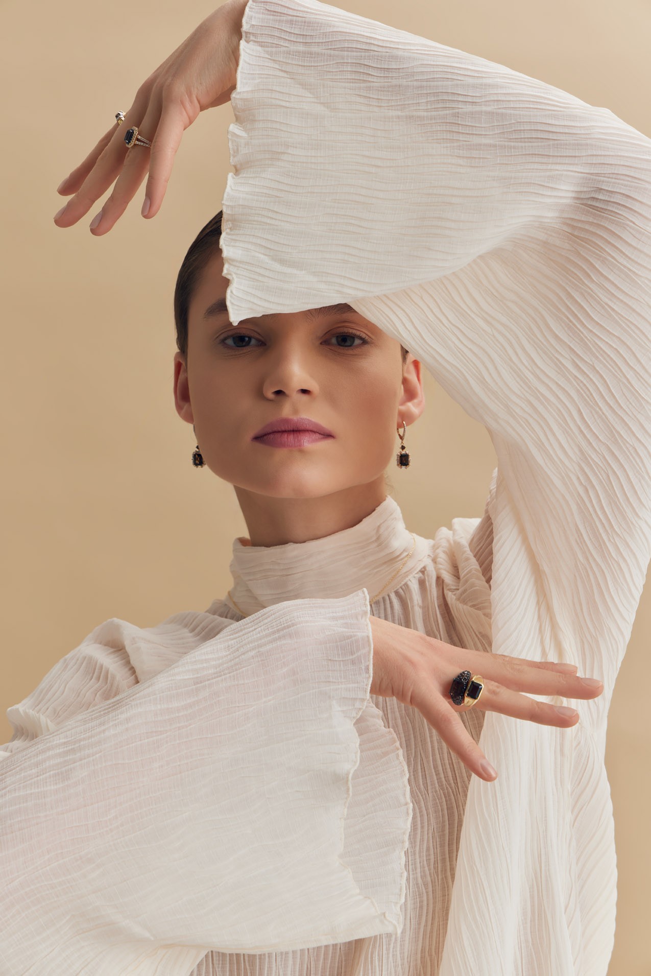 Graphic depicting a color palette of Stone Brown, Dark Navy, Beige, and Cream White along with corresponding hex color codes.